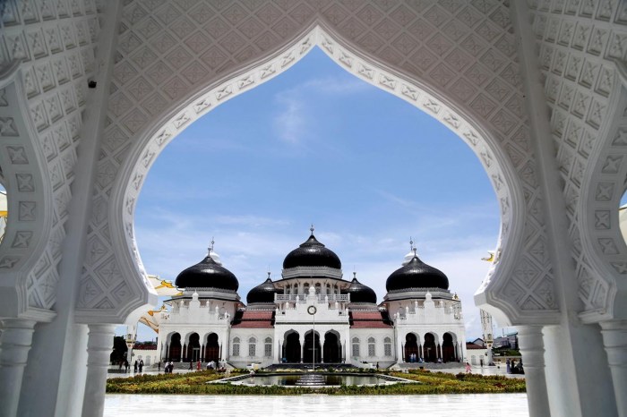 Jelajahi Destinasi Wisata Religi yang Menakjubkan di Aceh